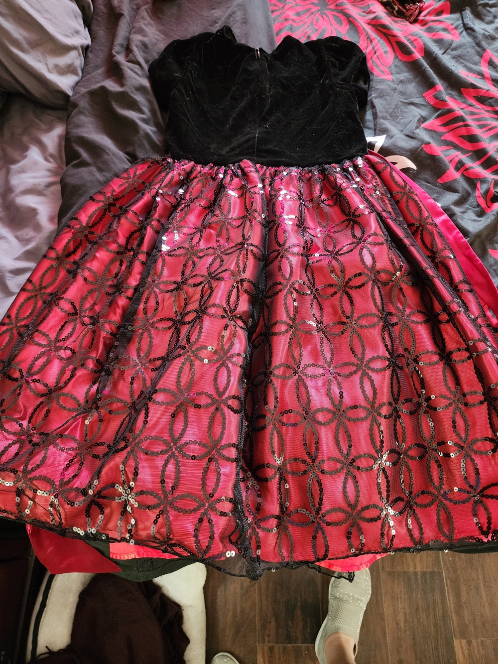 American Princess Black Velvet Top Pink Sequin Circle Skirt Formal Dress